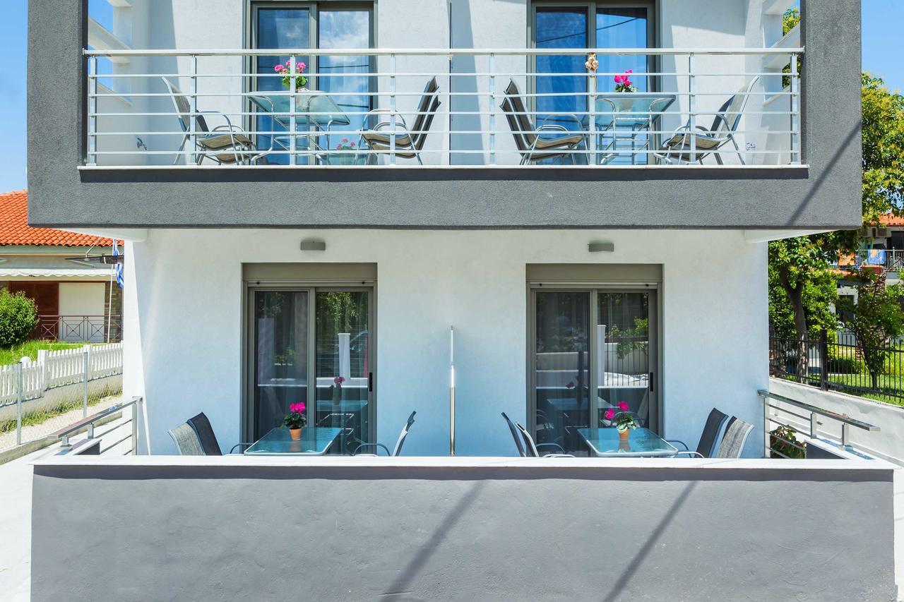 Nymphes Deluxe Accommodation Pefkochori Exterior photo